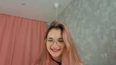 vivyboo111 online show from March 12, 2026, 10:05 pm