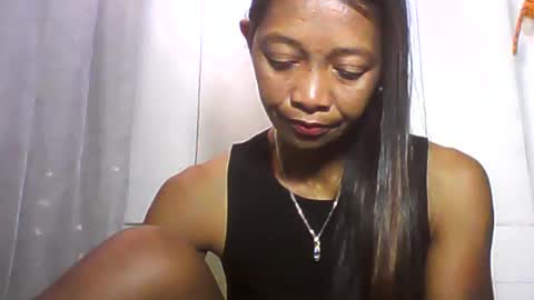 Snapshot of vixen_lina chatting on July 5, 2026, 11:17 am vixen_lina online show from July 5, 2026, 11:17 am