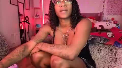 Vixen Capri online show from March 2, 2026, 6:37 pm