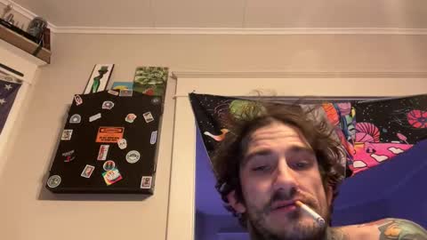 VJ online show from November 6, 2025, 3:29 am