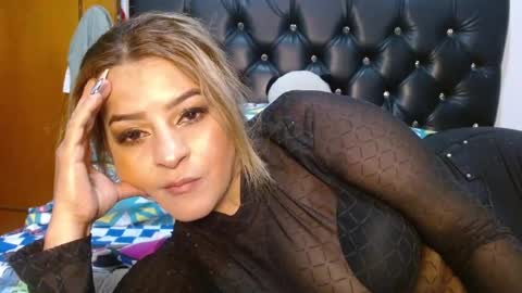 Snapshot of vkleiin chatting on September 12, 2025, 1:06 am Venus online show from September 12, 2025, 1:06 am