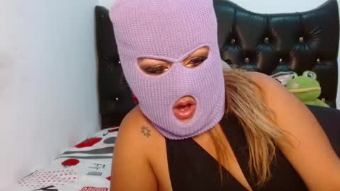 Venus online show from October 30, 2025, 12:12 am