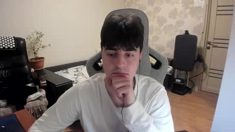 Martin online show from December 14, 2025, 6:19 am