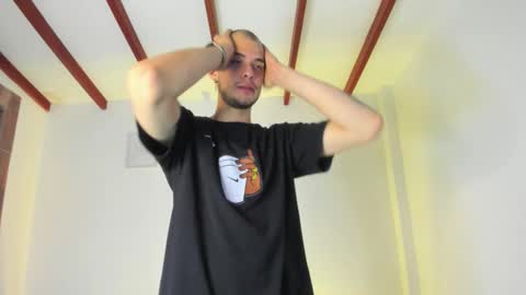 Snapshot of vlad__night chatting on February 17, 2026, 4:20 am Vlad online show from February 17, 2026, 4:20 am