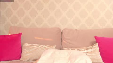 Snapshot of vladax555 chatting on April 10, 2026, 3:45 am VLADAX555 online show from April 10, 2026, 3:45 am