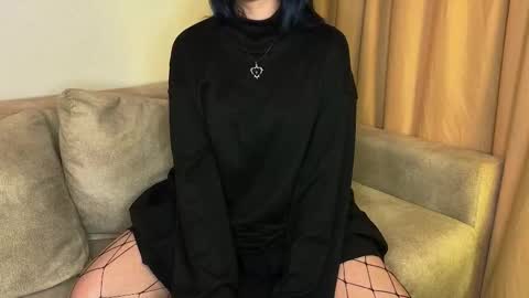 Jeny online show from November 15, 2025, 10:01 am