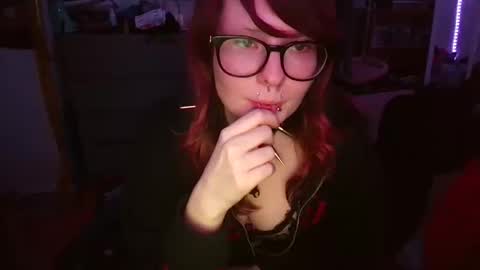 Snapshot of vmpbitez chatting on February 22, 2025, 5:23 am angel online show from February 22, 2025, 5:23 am