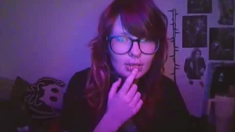 Snapshot of vmpbitez chatting on March 1, 2025, 6:46 am angel online show from March 1, 2025, 6:46 am