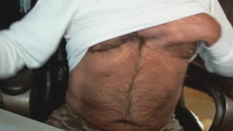 Snapshot of vnpg92 chatting on December 17, 2024, 11:27 pm vnpg92 online show from December 17, 2024, 11:27 pm