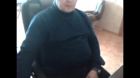 Snapshot of vodila3001 chatting on February 5, 2026, 5:45 am vodila3001 online show from February 5, 2026, 5:45 am