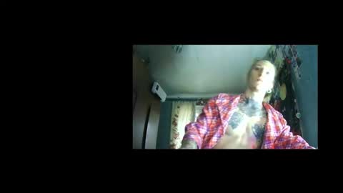 Snapshot of voldan_elf chatting on October 22, 2025, 10:37 am Elf online show from October 22, 2025, 10:37 am