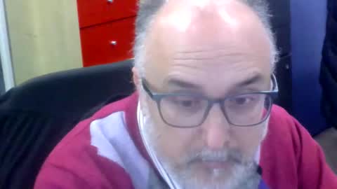 volpi72 online show from February 12, 2026, 5:52 pm