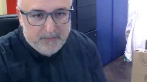 volpi72 online show from April 11, 2026, 12:31 pm