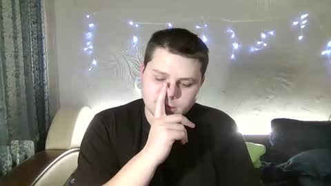 Volshebnik1302 online show from January 16, 2025, 8:36 pm