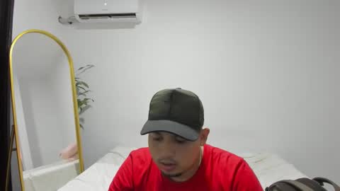 volt_boy57 online show from November 6, 2025, 6:42 pm