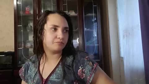 voulezvous_angel online show from February 4, 2026, 5:46 am