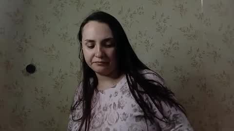 voulezvous_angel online show from April 14, 2026, 6:14 pm