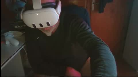 oscar online show from November 4, 2025, 8:08 pm