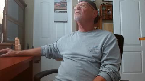 Snapshot of vueuorme chatting on January 11, 2026, 3:17 pm Vueuorme online show from January 11, 2026, 3:17 pm