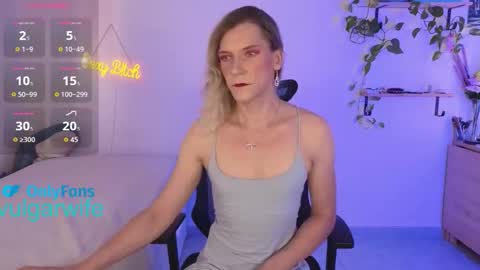 Vikky online show from September 11, 2025, 2:17 pm