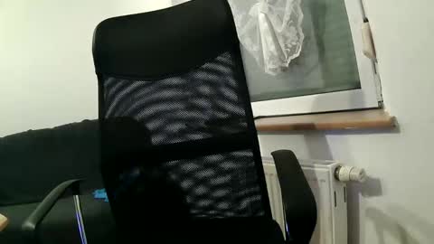 Snapshot of vulkan12p chatting on January 3, 2025, 9:15 pm Daniel online show from January 3, 2025, 9:15 pm