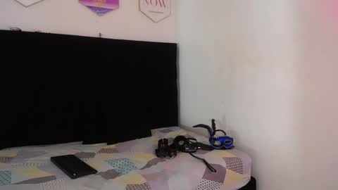 wild cat  online show from September 17, 2025, 2:35 am