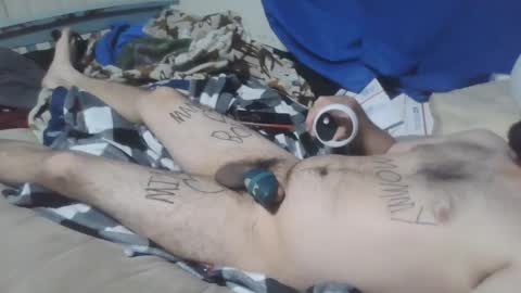 Snapshot of vygrax chatting on December 8, 2024, 6:01 am Vygrax online show from December 8, 2024, 6:01 am