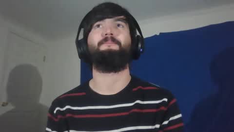 Snapshot of vygrax chatting on January 24, 2025, 12:42 am Vygrax online show from January 24, 2025, 12:42 am