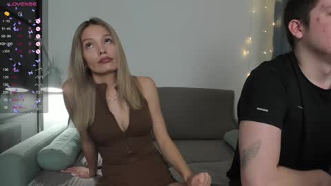 Snapshot of w_______ chatting on February 2, 2025, 5:42 am Nicole Johny online show from February 2, 2025, 5:42 am