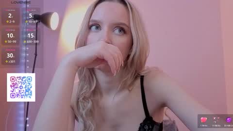 w_pickmebabby_w online show from November 8, 2025, 8:07 pm