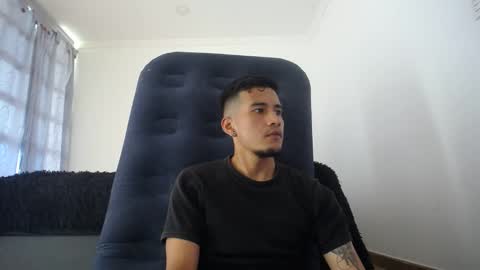 wade and antonella online show from January 4, 2025, 8:27 pm