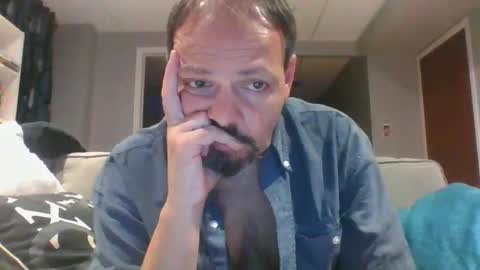 Snapshot of walker033 chatting on September 22, 2025, 4:03 am walker033 online show from September 22, 2025, 4:03 am