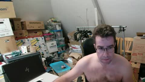 Snapshot of wammes85 chatting on January 13, 2025, 9:31 pm wammes online show from January 13, 2025, 9:31 pm