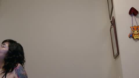 COSMOxWANDA online show from March 10, 2026, 2:27 am