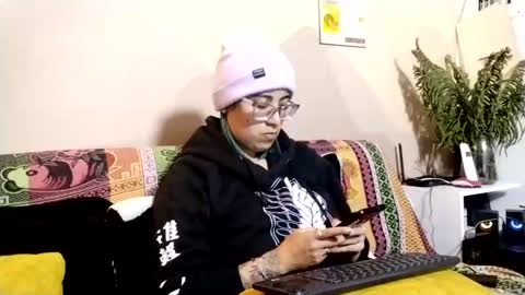 Waningrose  Lu online show from September 27, 2025, 10:26 pm