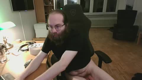 wantsahug online show from February 16, 2026, 7:10 pm