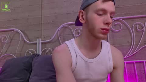 Snapshot of warmwhisp chatting on February 19, 2026, 10:22 am ZID online show from February 19, 2026, 10:22 am