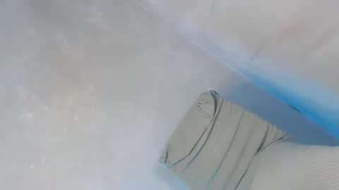 Isla Fox online show from September 29, 2025, 7:02 am