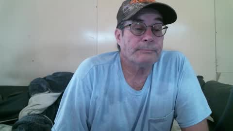 Snapshot of wbfarm chatting on February 18, 2026, 6:59 pm WB Farm online show from February 18, 2026, 6:59 pm