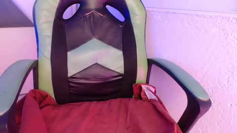 Trixie 3 online show from September 9, 2025, 2:16 pm