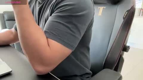 Weapon X online show from September 21, 2025, 11:50 pm