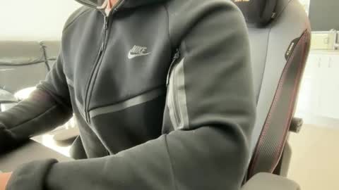 Weapon X online show from September 22, 2025, 10:23 pm