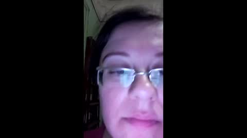 Snapshot of webgirl2 chatting on December 10, 2024, 9:43 pm Marina online show from December 10, 2024, 9:43 pm