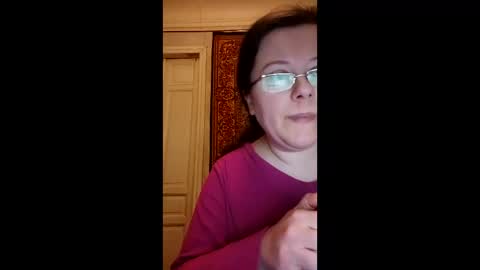 Snapshot of webgirl2 chatting on March 4, 2025, 10:38 pm Marina online show from March 4, 2025, 10:38 pm