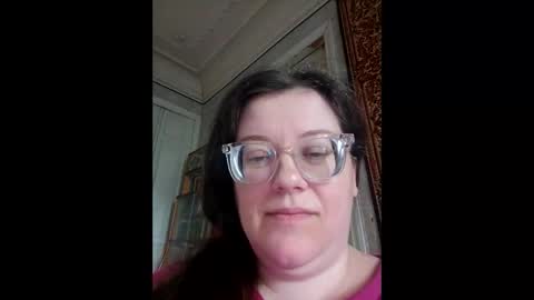 Marina online show from November 17, 2025, 12:44 pm