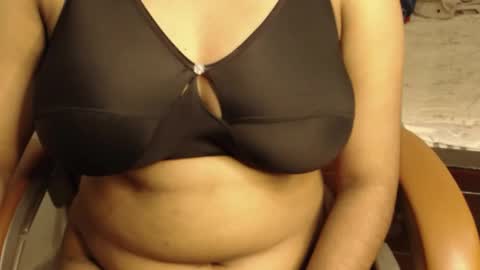 mina online show from March 29, 2026, 9:37 pm