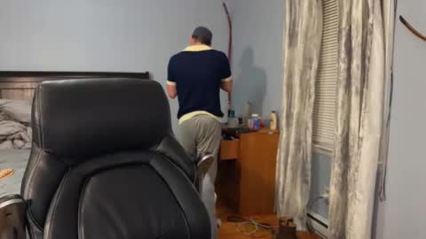 Snapshot of webslingxxxx chatting on December 20, 2024, 12:30 am webslingxxxx online show from December 20, 2024, 12:30 am