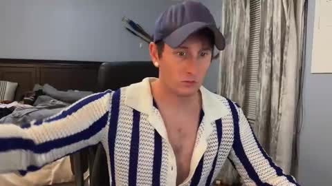 Snapshot of webslingxxxx chatting on December 27, 2024, 2:25 am webslingxxxx online show from December 27, 2024, 2:25 am