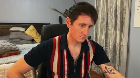 Snapshot of webslingxxxx chatting on January 15, 2025, 12:51 am webslingxxxx online show from January 15, 2025, 12:51 am