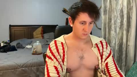 Snapshot of webslingxxxx chatting on March 6, 2025, 12:21 am webslingxxxx online show from March 6, 2025, 12:21 am